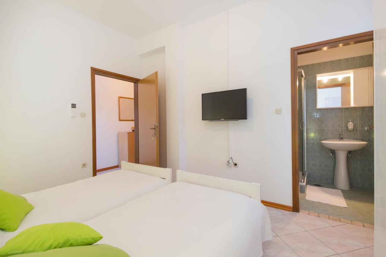 House Kontus Hotel Plomin Exterior photo